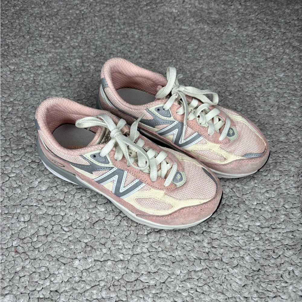 New Balance Girl’s FuelCell 990v6 Sneakers in Pink and Cream